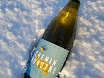 👀 Regardez qui on a retrouvé sous la neige en ce début d’année…

Vous l’avez compris : Chenin Monstre is back ✨
Après une petite hibernation dans notre chai,...